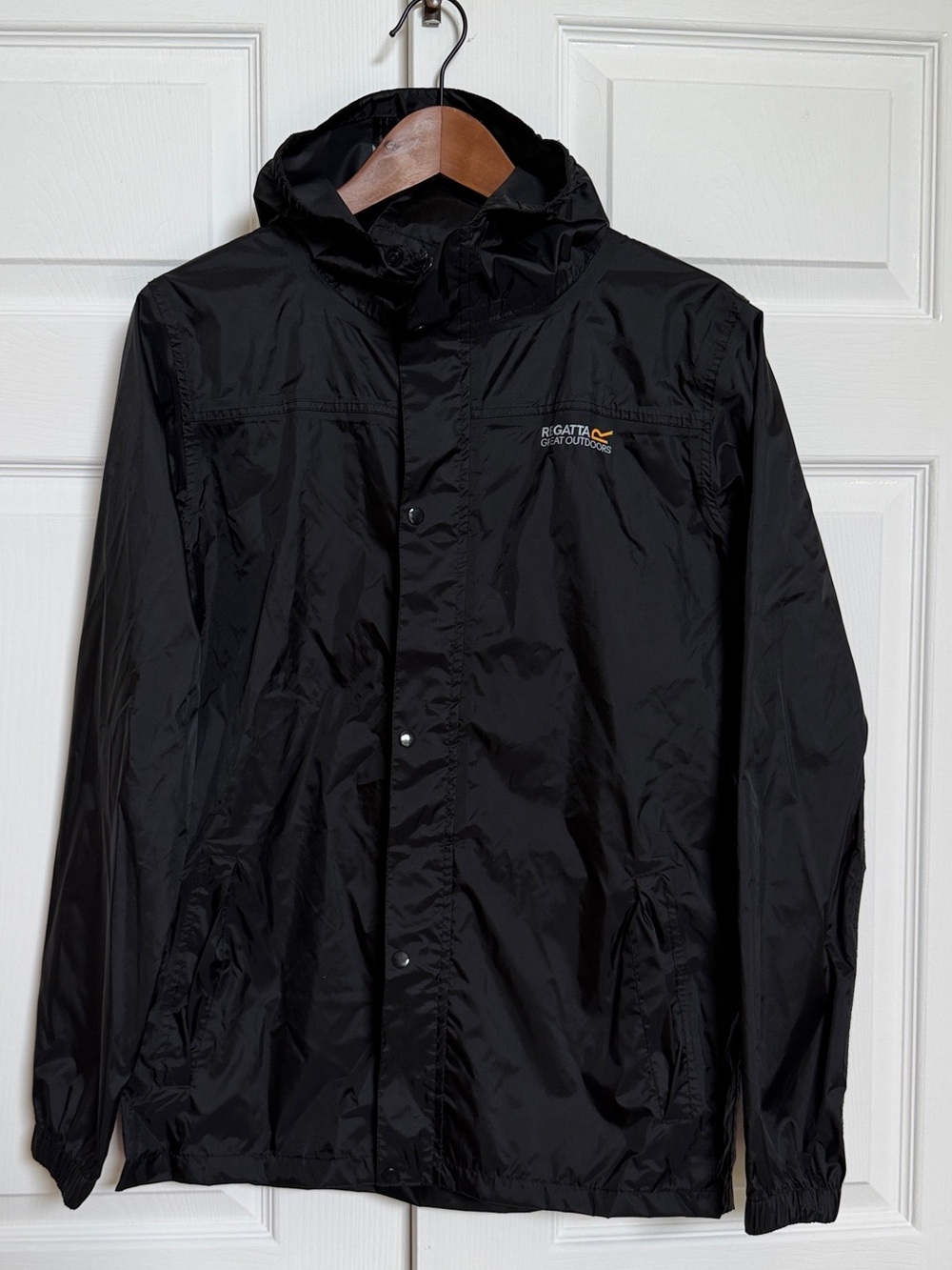 Regatta Mens Small Black Hooded Rain Jacket Isolite 5000